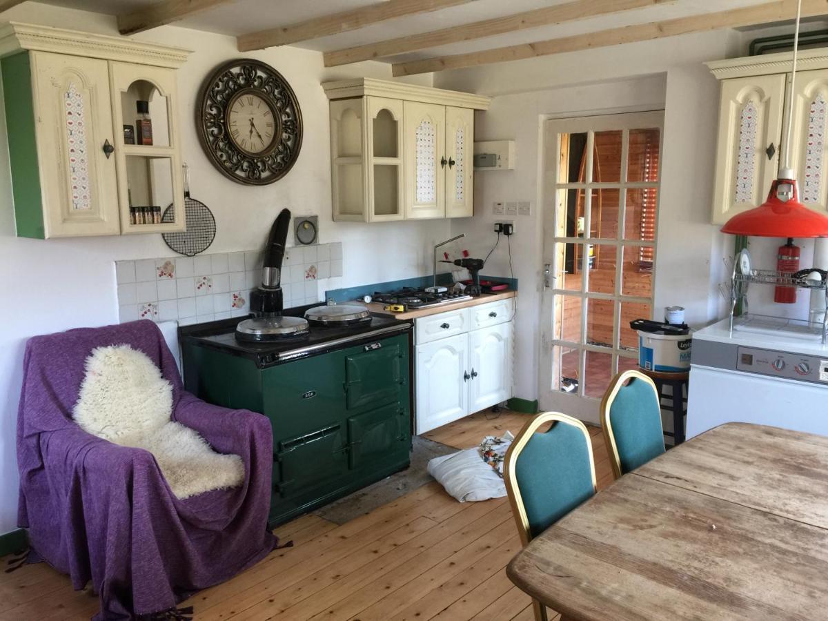 אינברנס Beautiful Highland 1-Bed Cottage מראה חיצוני תמונה